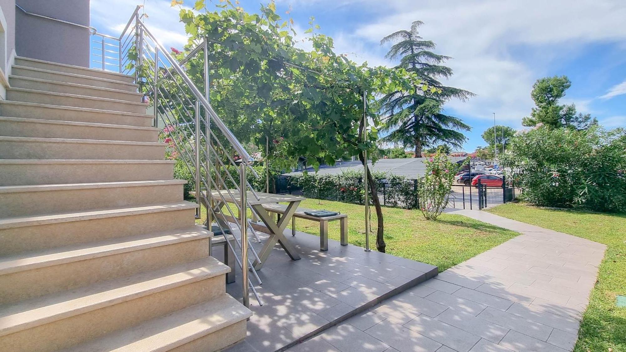 Clai Apartment Novigrad  Bagian luar foto