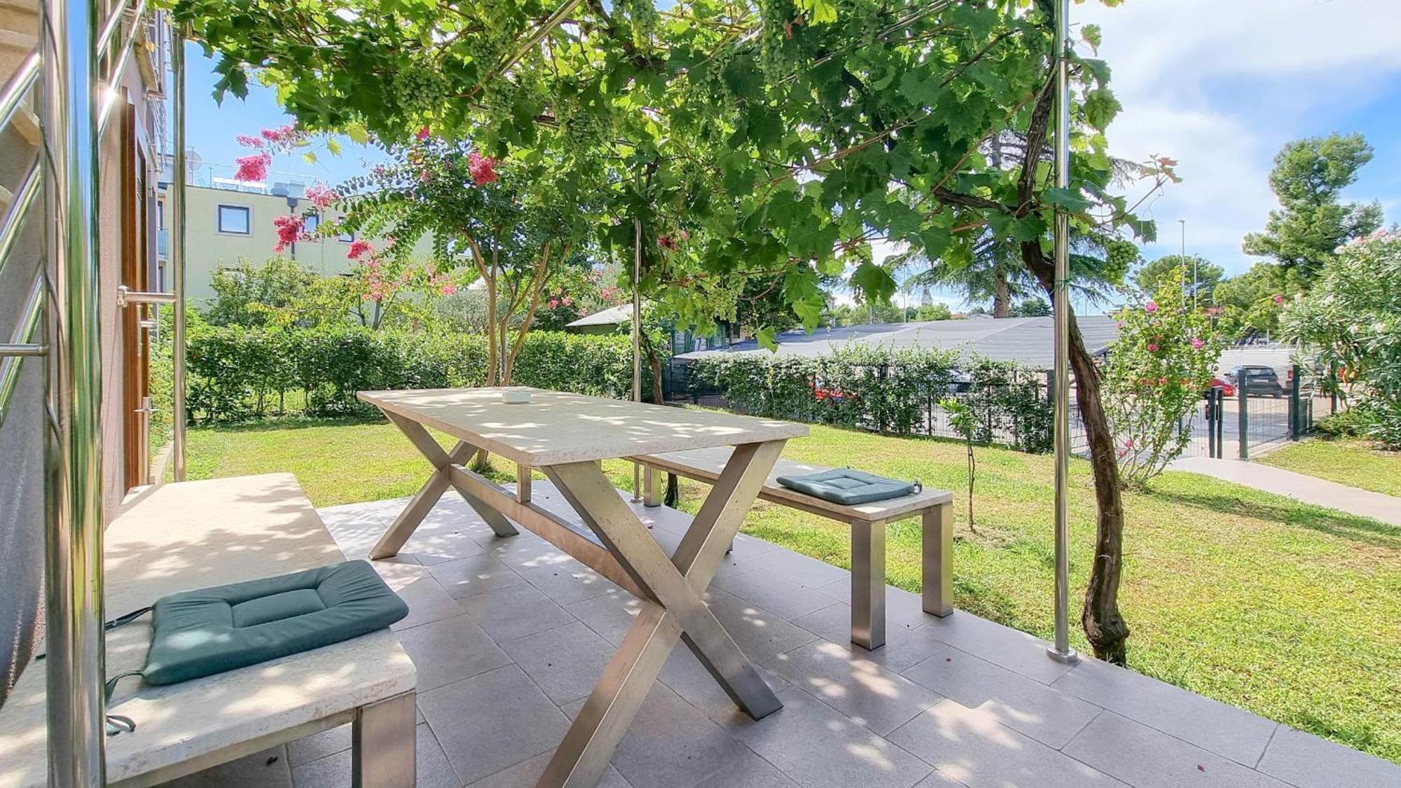 Clai Apartment Novigrad  Bagian luar foto